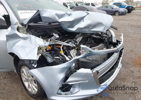 2017 Chevrolet Sonic Lt Auto z USA, uszkodzony, nr VIN 1G1JD5SG9H4150704